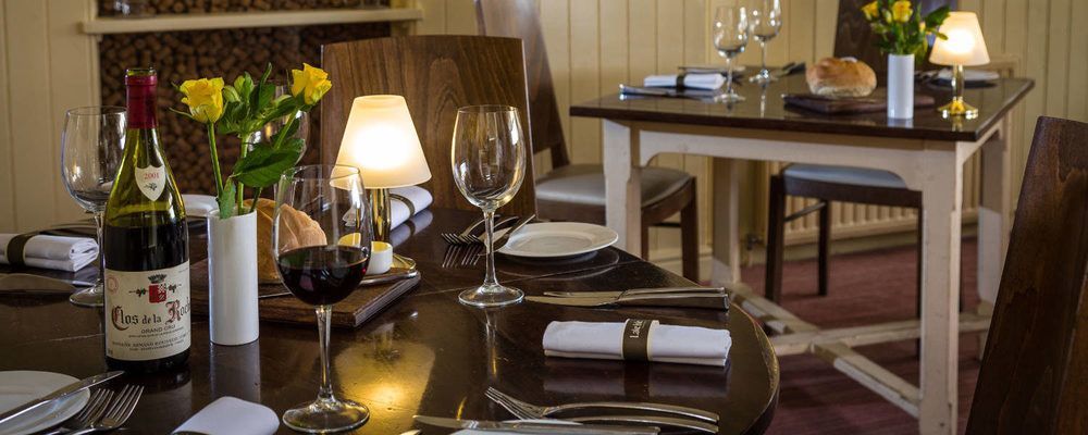 אפינגהאם The Lake Isle Restaurant With Rooms מראה חיצוני תמונה
